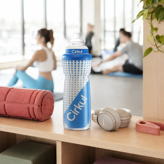 32oz. Insulated Squeeze® Plastic Bottle & Sport Lid - US 4604